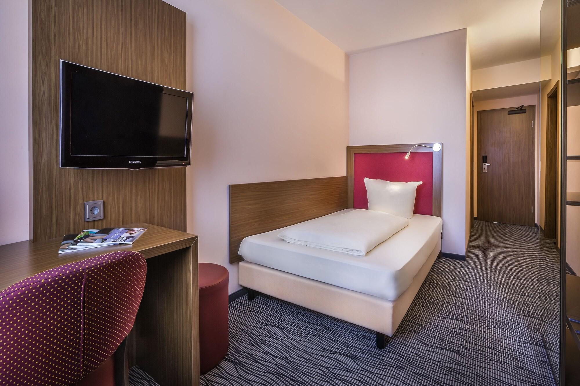 Scope Hotel Dresden Airport Esterno foto