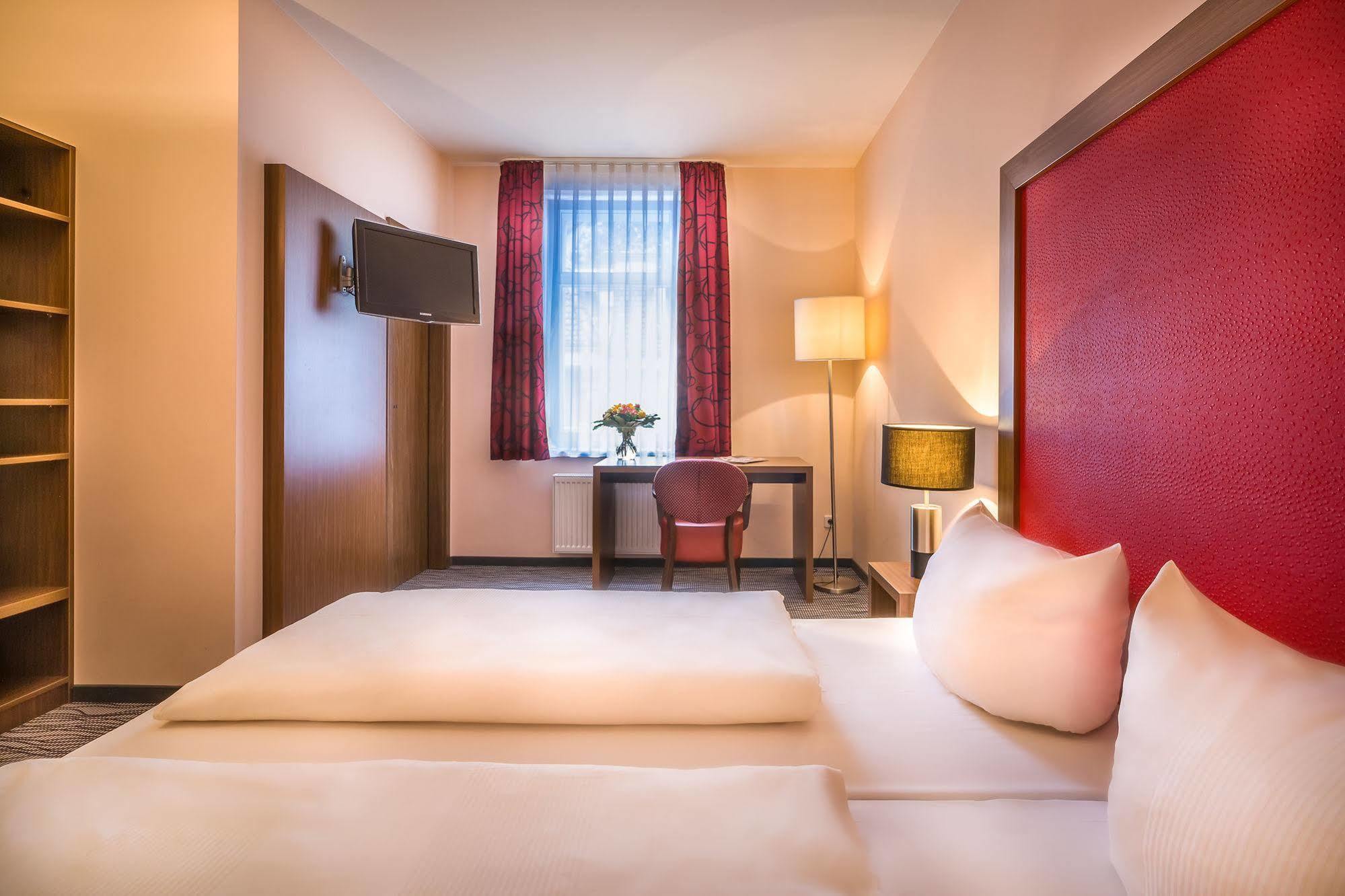 Scope Hotel Dresden Airport Esterno foto